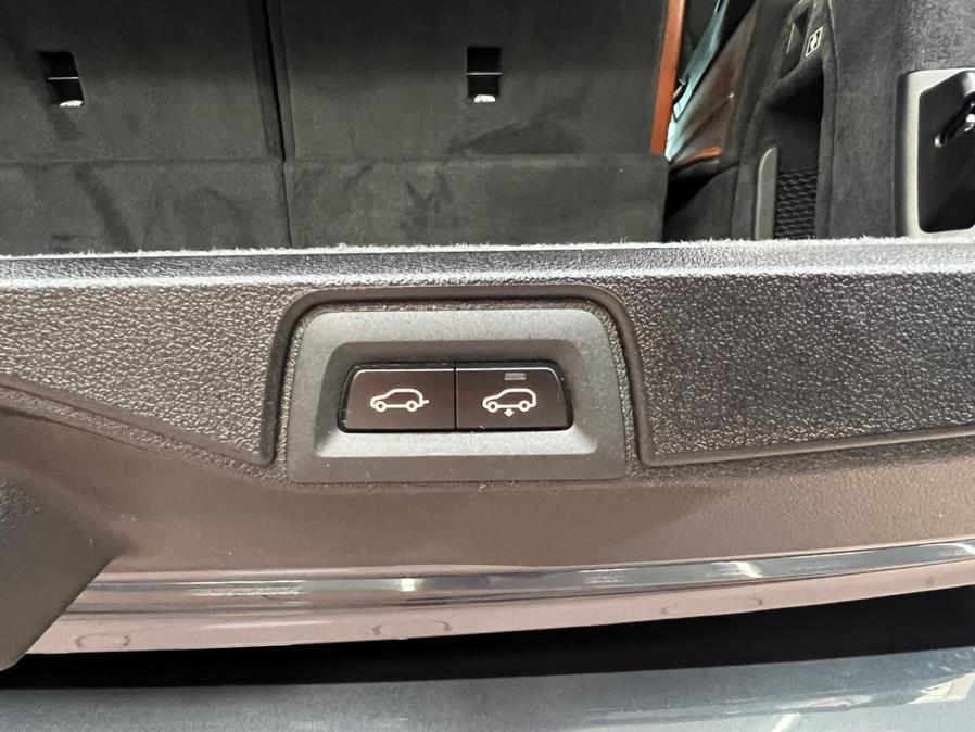 2020 BMW X7 xDrive40i Sports Activity Vehicle, available for sale in Massapequa Park, New York | Power Motors East. Massapequa Park, New York 2020 BMW X7 xDrive40i Sports Activity Vehicle, available for sale in Massapequa Park, New York | Power Motors East. Massapequa Park, New York