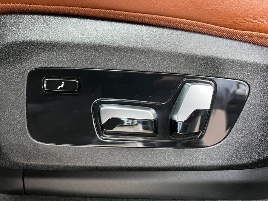 2020 BMW X7 xDrive40i Sports Activity Vehicle, available for sale in Massapequa Park, New York | Power Motors East. Massapequa Park, New York 2020 BMW X7 xDrive40i Sports Activity Vehicle, available for sale in Massapequa Park, New York | Power Motors East. Massapequa Park, New York