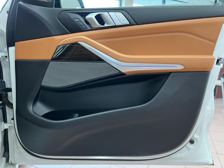 2019 BMW X7 xDrive40i Sports Activity Vehicle, available for sale in Massapequa Park, New York | Power Motors East. Massapequa Park, New York 2019 BMW X7 xDrive40i Sports Activity Vehicle, available for sale in Massapequa Park, New York | Power Motors East. Massapequa Park, New York