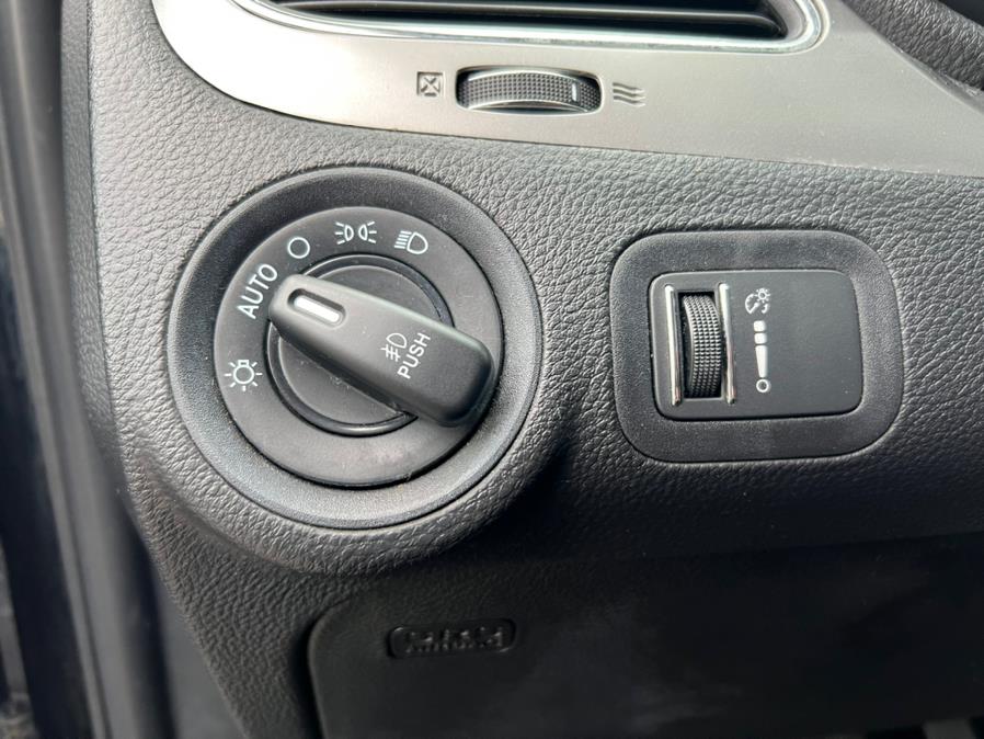 2020 Dodge Journey Crossroad FWD, available for sale in Irvington , New Jersey | Auto Haus of Irvington Corp. Irvington , New Jersey 2020 Dodge Journey Crossroad FWD, available for sale in Irvington , New Jersey | Auto Haus of Irvington Corp. Irvington , New Jersey