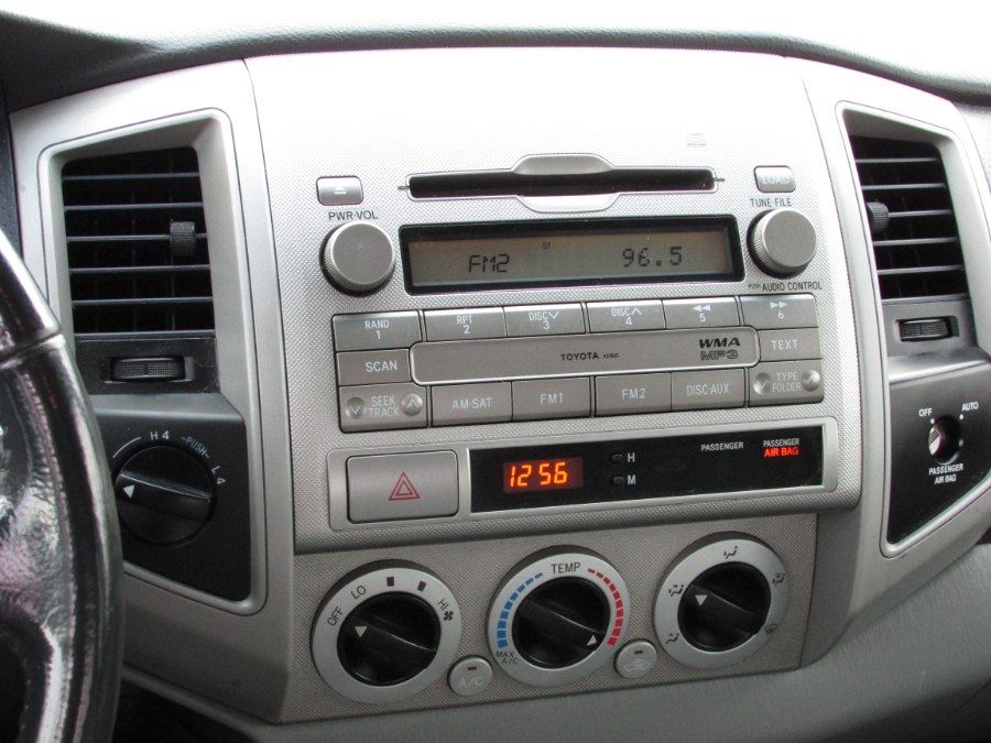 2010 Toyota Tacoma 4WD Access V6 AT (Natl), available for sale in East Windsor, Connecticut | United Auto Sales of E Windsor, Inc. East Windsor, Connecticut 2010 Toyota Tacoma 4WD Access V6 AT (Natl), available for sale in East Windsor, Connecticut | United Auto Sales of E Windsor, Inc. East Windsor, Connecticut
