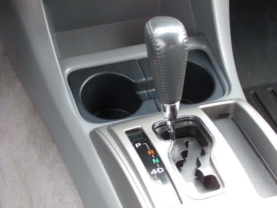 2010 Toyota Tacoma 4WD Access V6 AT (Natl), available for sale in East Windsor, Connecticut | United Auto Sales of E Windsor, Inc. East Windsor, Connecticut 2010 Toyota Tacoma 4WD Access V6 AT (Natl), available for sale in East Windsor, Connecticut | United Auto Sales of E Windsor, Inc. East Windsor, Connecticut
