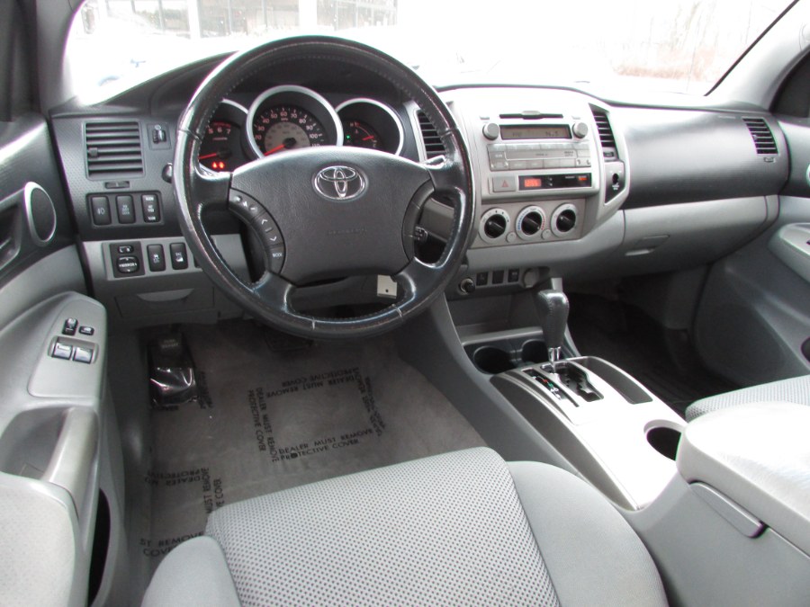 2010 Toyota Tacoma 4WD Access V6 AT (Natl), available for sale in East Windsor, Connecticut | United Auto Sales of E Windsor, Inc. East Windsor, Connecticut 2010 Toyota Tacoma 4WD Access V6 AT (Natl), available for sale in East Windsor, Connecticut | United Auto Sales of E Windsor, Inc. East Windsor, Connecticut