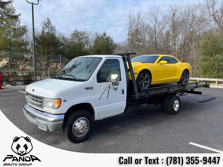 2000 Ford Econoline Commercial Cutaway E-450 Super Duty 176" WB DRW, available for sale in Abington, Massachusetts | Panda Auto Group. Abington, Massachusetts