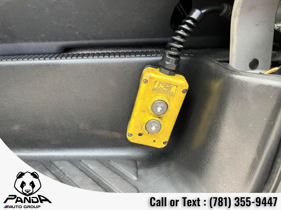 2000 Ford Econoline Commercial Cutaway E-450 Super Duty 176" WB DRW, available for sale in Abington, Massachusetts | Panda Auto Group. Abington, Massachusetts 2000 Ford Econoline Commercial Cutaway E-450 Super Duty 176" WB DRW, available for sale in Abington, Massachusetts | Panda Auto Group. Abington, Massachusetts
