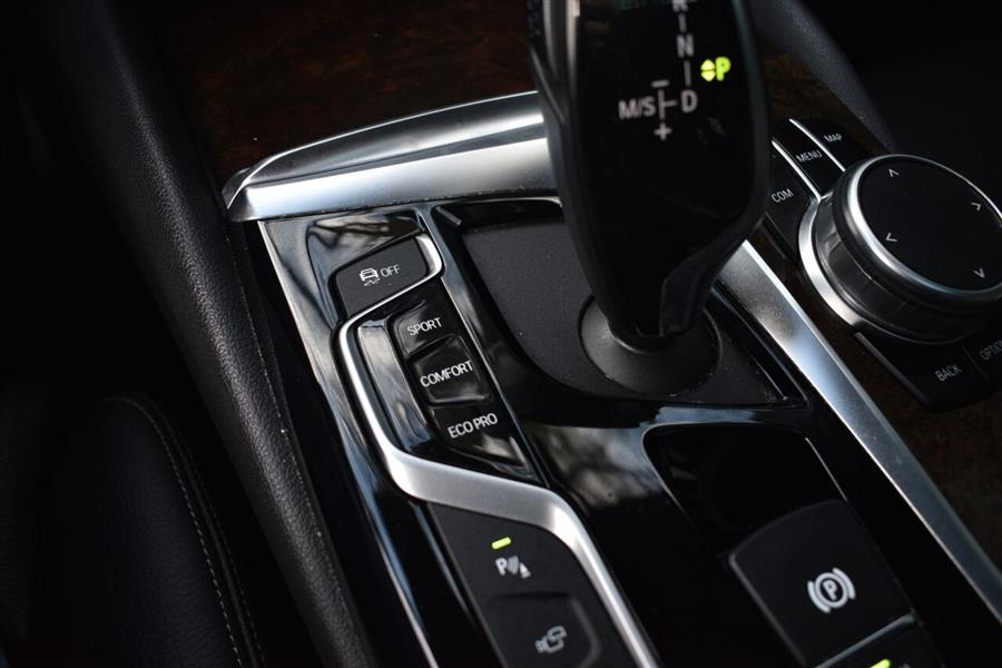 2019 BMW 5 Series 540i xDrive AWD 4dr Sedan, available for sale in Great Neck, New York | Camy Cars. Great Neck, New York 2019 BMW 5 Series 540i xDrive AWD 4dr Sedan, available for sale in Great Neck, New York | Camy Cars. Great Neck, New York