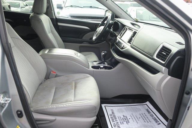 Used Toyota Highlander LE 2018 | Victory Cars Central. Levittown, New York Used Toyota Highlander LE 2018 | Victory Cars Central. Levittown, New York