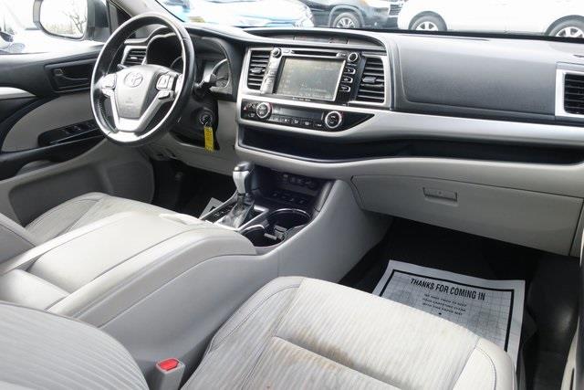 Used Toyota Highlander LE 2018 | Victory Cars Central. Levittown, New York Used Toyota Highlander LE 2018 | Victory Cars Central. Levittown, New York