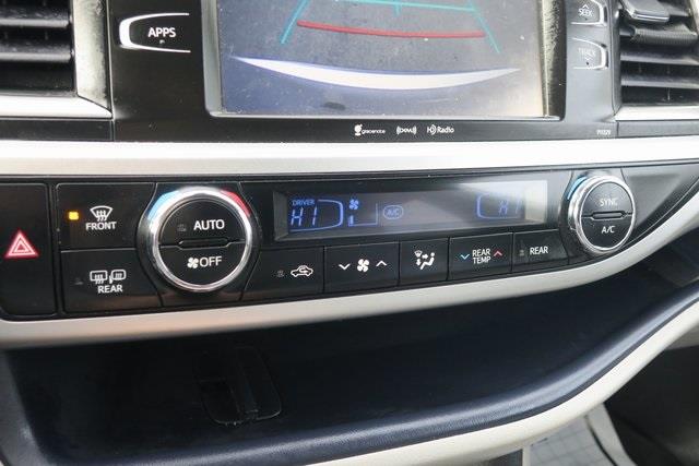 Used Toyota Highlander LE 2018 | Victory Cars Central. Levittown, New York Used Toyota Highlander LE 2018 | Victory Cars Central. Levittown, New York