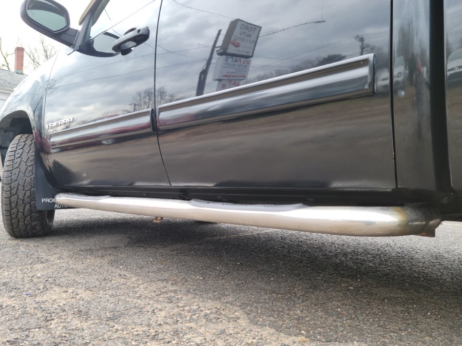 2009 GMC Sierra 1500 4WD Crew Cab 143.5" SLE, available for sale in East Windsor, Connecticut | Toro Auto. East Windsor, Connecticut 2009 GMC Sierra 1500 4WD Crew Cab 143.5" SLE, available for sale in East Windsor, Connecticut | Toro Auto. East Windsor, Connecticut
