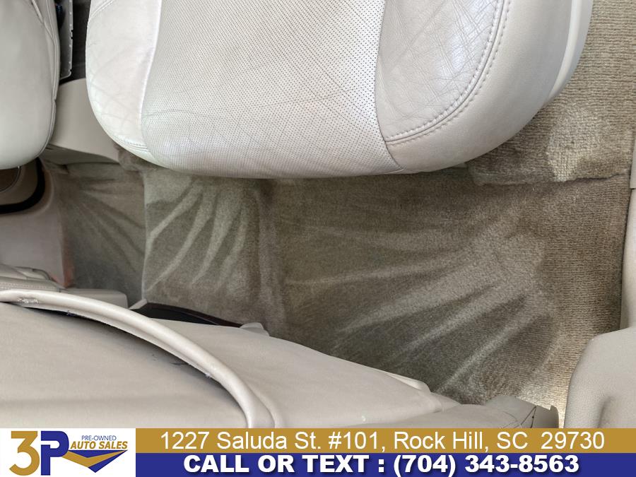 2012 Cadillac Escalade AWD 4dr Luxury, available for sale in Rock Hill, South Carolina | 3 Points Auto Sales. Rock Hill, South Carolina 2012 Cadillac Escalade AWD 4dr Luxury, available for sale in Rock Hill, South Carolina | 3 Points Auto Sales. Rock Hill, South Carolina
