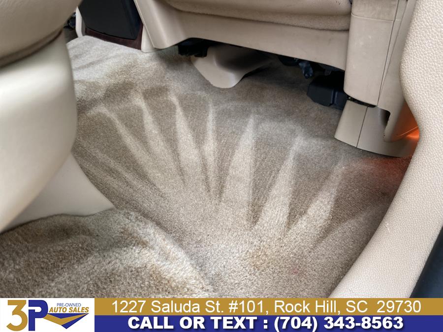 2012 Cadillac Escalade AWD 4dr Luxury, available for sale in Rock Hill, South Carolina | 3 Points Auto Sales. Rock Hill, South Carolina 2012 Cadillac Escalade AWD 4dr Luxury, available for sale in Rock Hill, South Carolina | 3 Points Auto Sales. Rock Hill, South Carolina