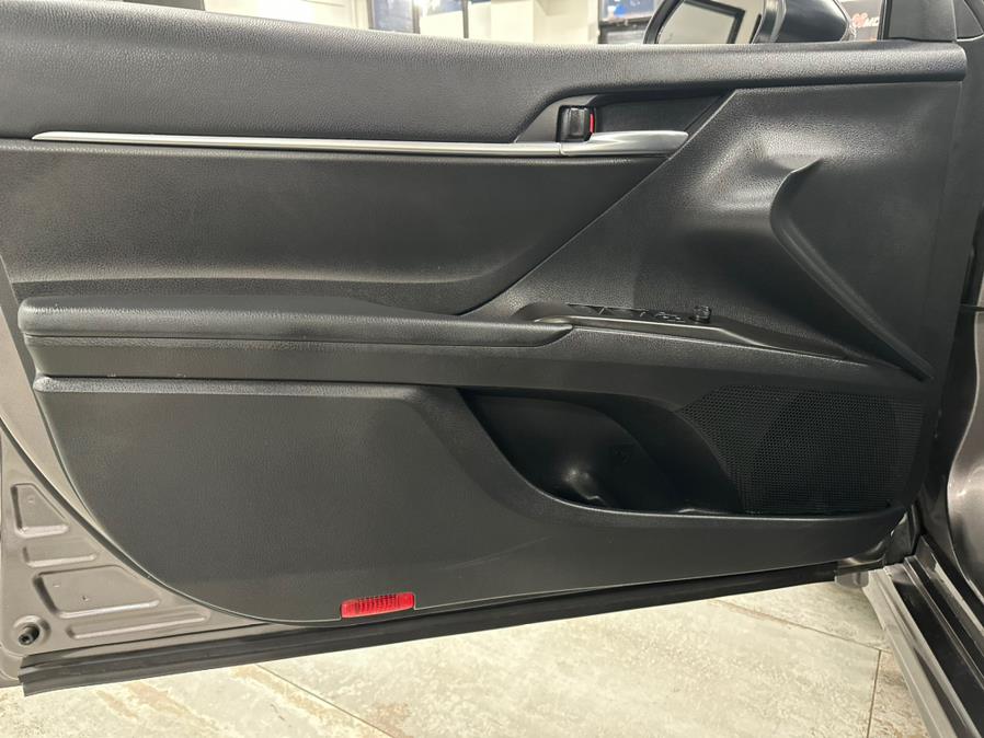 2022 Toyota Camry SE SE Auto (Natl), available for sale in Hollis, New York | Jamaica 26 Motors. Hollis, New York 2022 Toyota Camry SE SE Auto (Natl), available for sale in Hollis, New York | Jamaica 26 Motors. Hollis, New York