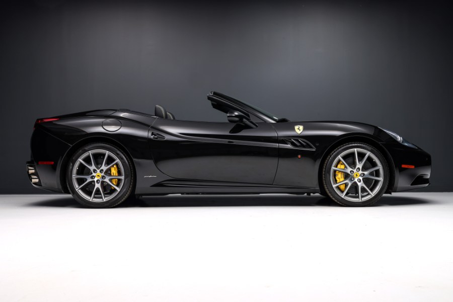 2013 Ferrari California 2dr Conv, available for sale in North Salem, New York | Meccanic Shop North Inc. North Salem, New York 2013 Ferrari California 2dr Conv, available for sale in North Salem, New York | Meccanic Shop North Inc. North Salem, New York