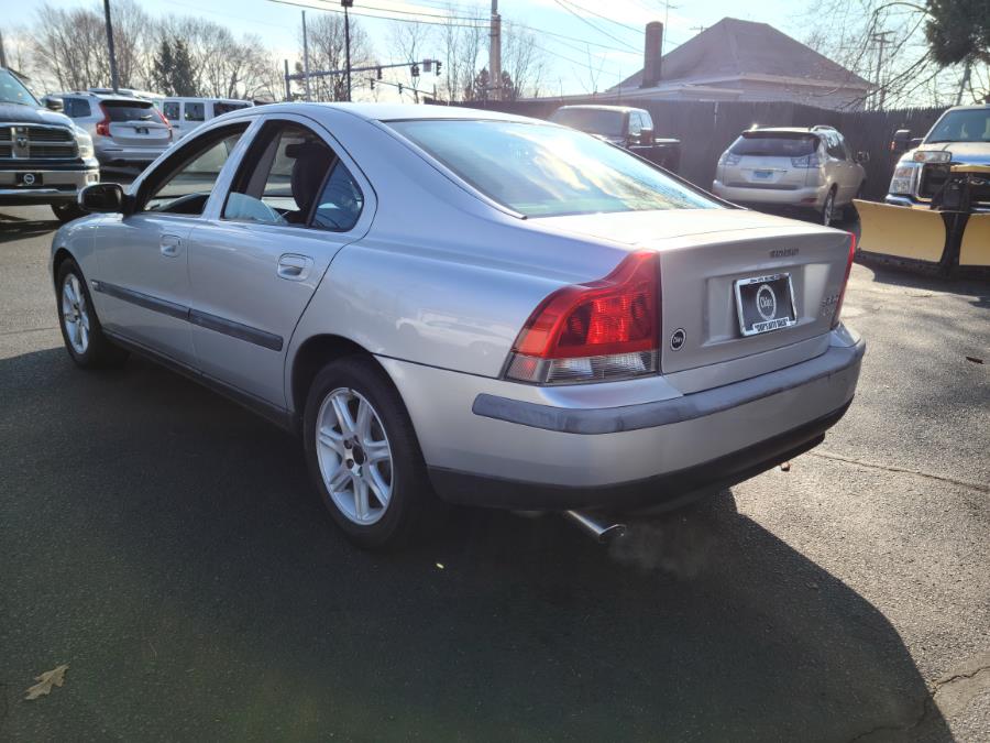 2002 Volvo S60 2.4T A SR 4dr Sdn Auto w/Sunroof, available for sale in Milford, Connecticut | Chip's Auto Sales Inc. Milford, Connecticut 2002 Volvo S60 2.4T A SR 4dr Sdn Auto w/Sunroof, available for sale in Milford, Connecticut | Chip's Auto Sales Inc. Milford, Connecticut