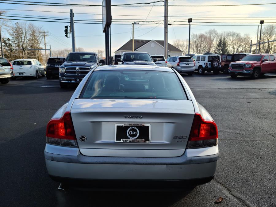 2002 Volvo S60 2.4T A SR 4dr Sdn Auto w/Sunroof, available for sale in Milford, Connecticut | Chip's Auto Sales Inc. Milford, Connecticut 2002 Volvo S60 2.4T A SR 4dr Sdn Auto w/Sunroof, available for sale in Milford, Connecticut | Chip's Auto Sales Inc. Milford, Connecticut