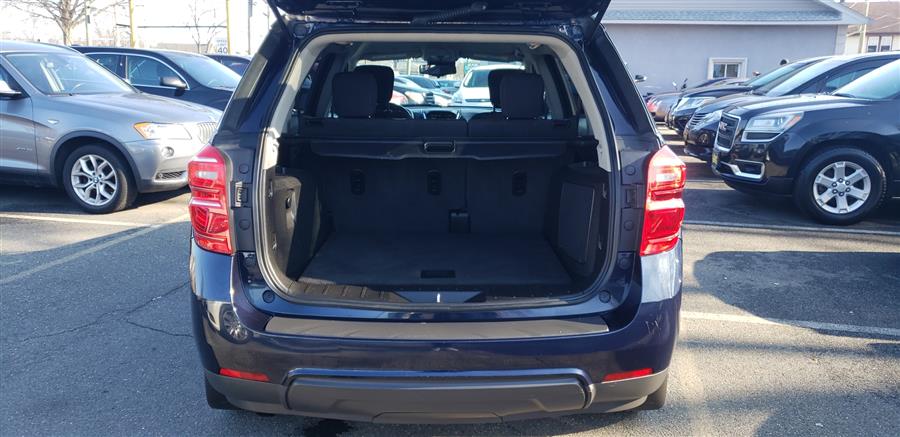 2017 Chevrolet Equinox FWD 4dr LT w/1LT, available for sale in Little Ferry, New Jersey | Victoria Preowned Autos Inc. Little Ferry, New Jersey 2017 Chevrolet Equinox FWD 4dr LT w/1LT, available for sale in Little Ferry, New Jersey | Victoria Preowned Autos Inc. Little Ferry, New Jersey