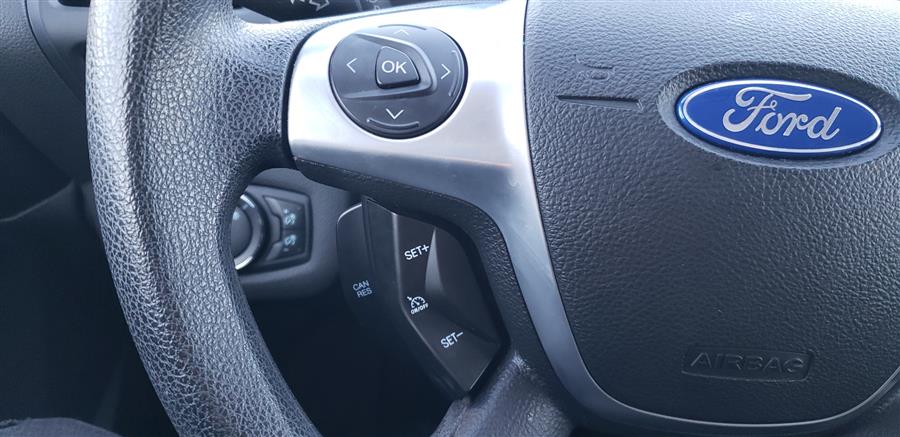 2014 Ford Escape FWD 4dr SE, available for sale in Little Ferry, New Jersey | Victoria Preowned Autos Inc. Little Ferry, New Jersey 2014 Ford Escape FWD 4dr SE, available for sale in Little Ferry, New Jersey | Victoria Preowned Autos Inc. Little Ferry, New Jersey