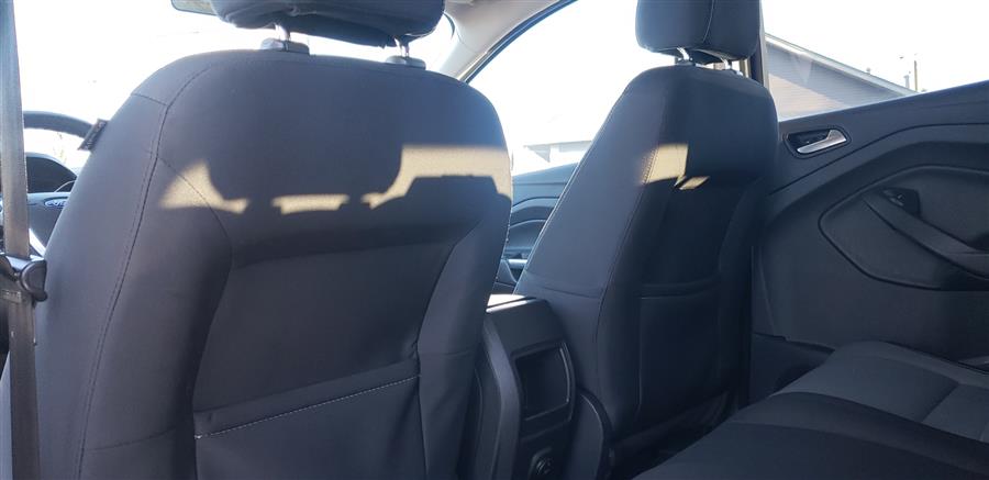 2014 Ford Escape FWD 4dr SE, available for sale in Little Ferry, New Jersey | Victoria Preowned Autos Inc. Little Ferry, New Jersey 2014 Ford Escape FWD 4dr SE, available for sale in Little Ferry, New Jersey | Victoria Preowned Autos Inc. Little Ferry, New Jersey