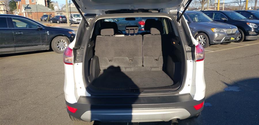 2014 Ford Escape FWD 4dr SE, available for sale in Little Ferry, New Jersey | Victoria Preowned Autos Inc. Little Ferry, New Jersey 2014 Ford Escape FWD 4dr SE, available for sale in Little Ferry, New Jersey | Victoria Preowned Autos Inc. Little Ferry, New Jersey
