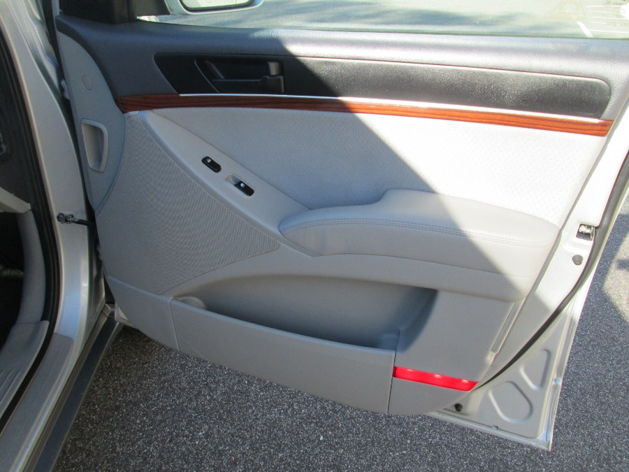 2010 Hyundai Veracruz AWD 4dr GLS, available for sale in Massapequa, New York | South Shore Auto Brokers & Sales. Massapequa, New York 2010 Hyundai Veracruz AWD 4dr GLS, available for sale in Massapequa, New York | South Shore Auto Brokers & Sales. Massapequa, New York