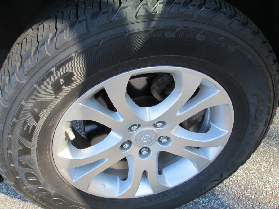 2010 Hyundai Veracruz AWD 4dr GLS, available for sale in Massapequa, New York | South Shore Auto Brokers & Sales. Massapequa, New York 2010 Hyundai Veracruz AWD 4dr GLS, available for sale in Massapequa, New York | South Shore Auto Brokers & Sales. Massapequa, New York