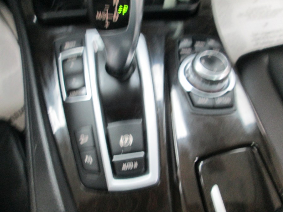 2012 BMW 5 Series 4dr Sdn 535i xDrive AWD, available for sale in Massapequa, New York | South Shore Auto Brokers & Sales. Massapequa, New York 2012 BMW 5 Series 4dr Sdn 535i xDrive AWD, available for sale in Massapequa, New York | South Shore Auto Brokers & Sales. Massapequa, New York