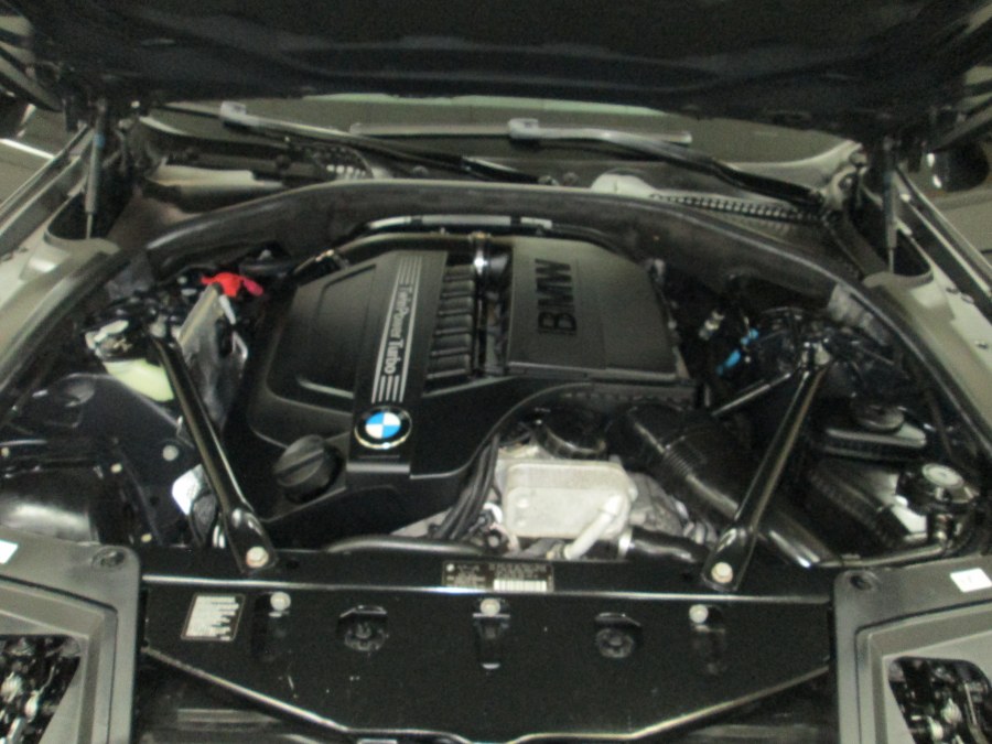 2012 BMW 5 Series 4dr Sdn 535i xDrive AWD, available for sale in Massapequa, New York | South Shore Auto Brokers & Sales. Massapequa, New York 2012 BMW 5 Series 4dr Sdn 535i xDrive AWD, available for sale in Massapequa, New York | South Shore Auto Brokers & Sales. Massapequa, New York