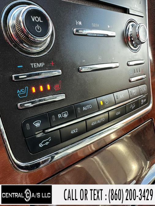 2015 Lincoln Navigator L 4WD 4dr, available for sale in East Windsor, Connecticut | Central A/S LLC. East Windsor, Connecticut 2015 Lincoln Navigator L 4WD 4dr, available for sale in East Windsor, Connecticut | Central A/S LLC. East Windsor, Connecticut