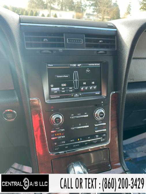 2015 Lincoln Navigator L 4WD 4dr, available for sale in East Windsor, Connecticut | Central A/S LLC. East Windsor, Connecticut 2015 Lincoln Navigator L 4WD 4dr, available for sale in East Windsor, Connecticut | Central A/S LLC. East Windsor, Connecticut