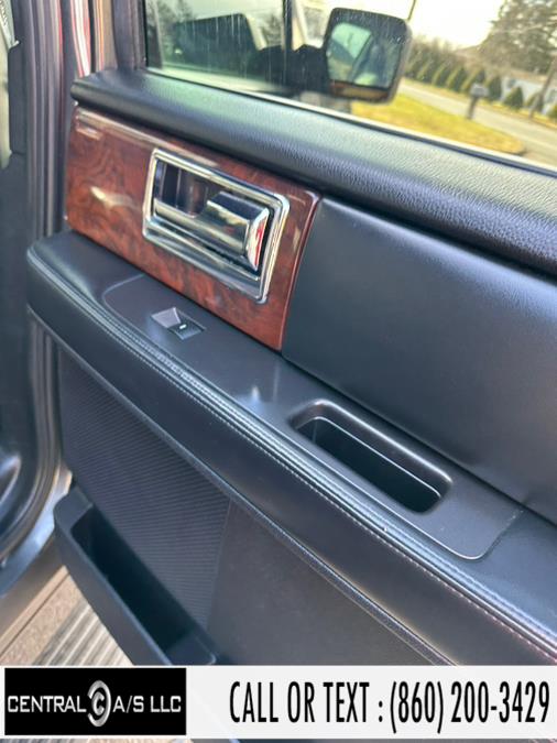 2015 Lincoln Navigator L 4WD 4dr, available for sale in East Windsor, Connecticut | Central A/S LLC. East Windsor, Connecticut 2015 Lincoln Navigator L 4WD 4dr, available for sale in East Windsor, Connecticut | Central A/S LLC. East Windsor, Connecticut