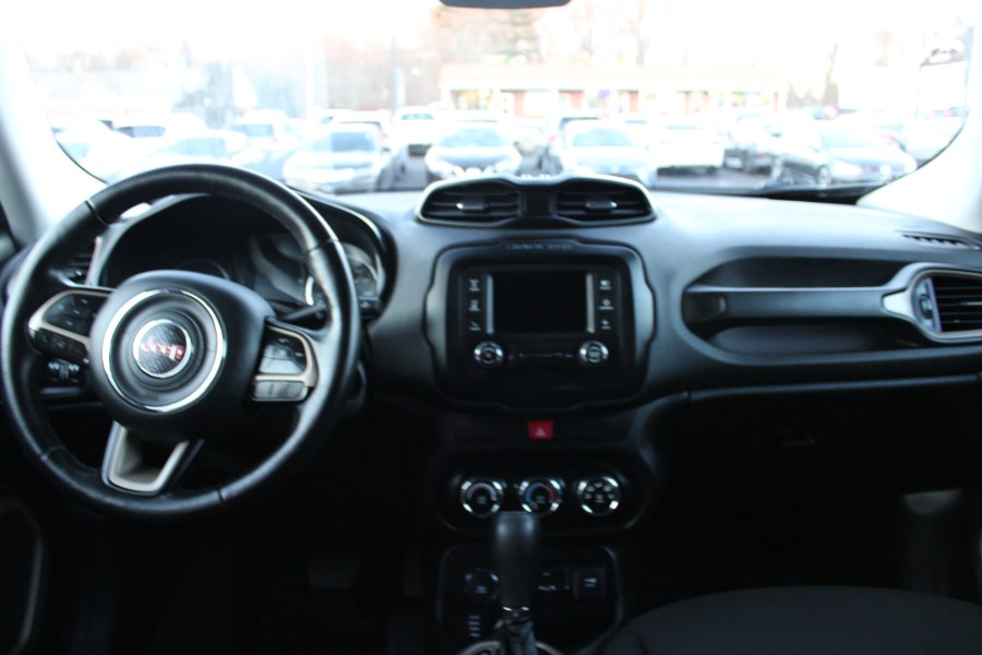 2016 Jeep Renegade 4WD 4dr Latitude, available for sale in Plantsville, Connecticut | Auto House of Luxury. Plantsville, Connecticut 2016 Jeep Renegade 4WD 4dr Latitude, available for sale in Plantsville, Connecticut | Auto House of Luxury. Plantsville, Connecticut