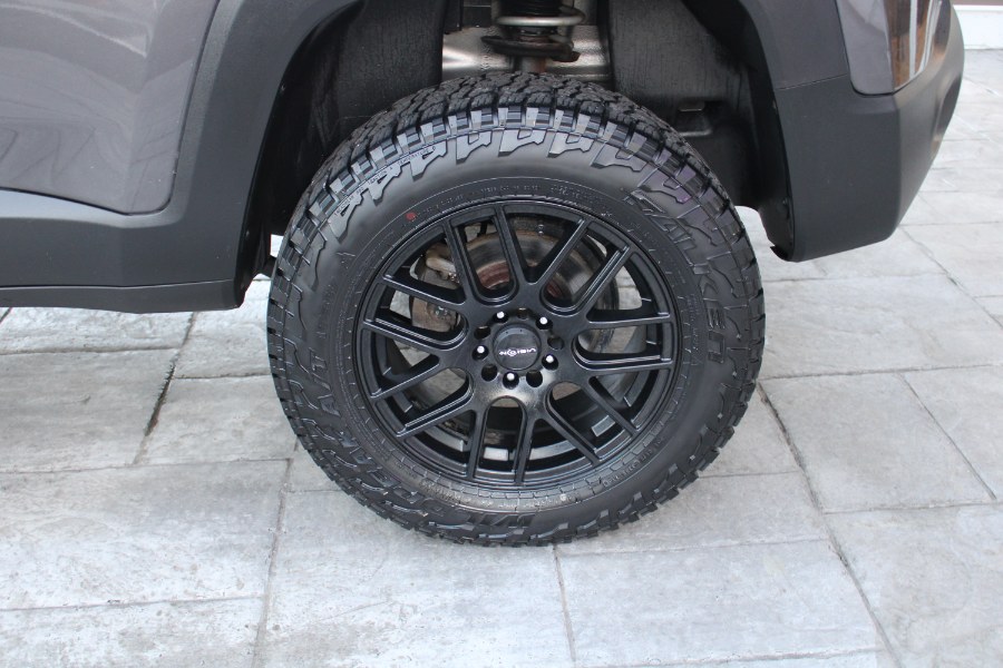 2016 Jeep Renegade 4WD 4dr Latitude, available for sale in Plantsville, Connecticut | Auto House of Luxury. Plantsville, Connecticut 2016 Jeep Renegade 4WD 4dr Latitude, available for sale in Plantsville, Connecticut | Auto House of Luxury. Plantsville, Connecticut