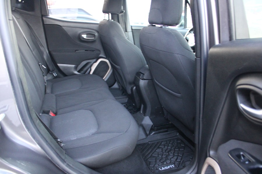 2016 Jeep Renegade 4WD 4dr Latitude, available for sale in Plantsville, Connecticut | Auto House of Luxury. Plantsville, Connecticut 2016 Jeep Renegade 4WD 4dr Latitude, available for sale in Plantsville, Connecticut | Auto House of Luxury. Plantsville, Connecticut