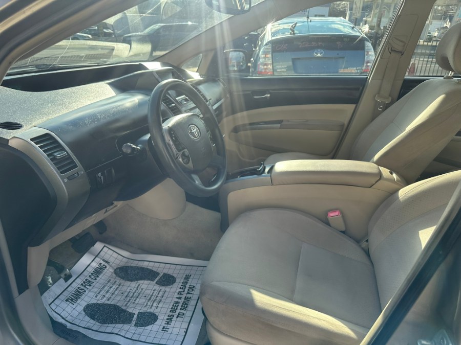 2005 Toyota Prius 5dr HB (Natl), available for sale in West Haven, Connecticut | Uzun Auto. West Haven, Connecticut 2005 Toyota Prius 5dr HB (Natl), available for sale in West Haven, Connecticut | Uzun Auto. West Haven, Connecticut