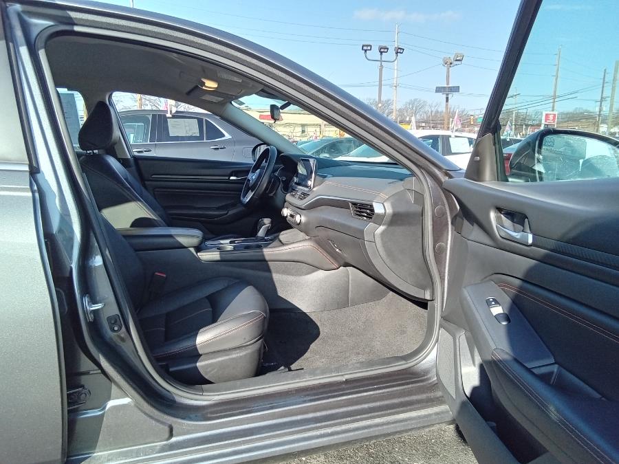 2021 Nissan Altima 2.5 SR Sedan, available for sale in Irvington, New Jersey | NJ Used Cars Center. Irvington, New Jersey 2021 Nissan Altima 2.5 SR Sedan, available for sale in Irvington, New Jersey | NJ Used Cars Center. Irvington, New Jersey