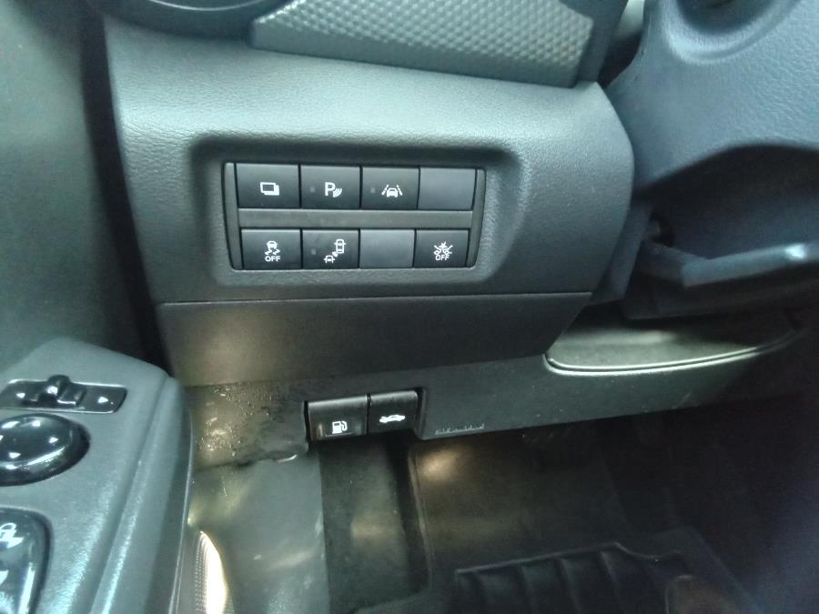 2020 Nissan Kicks S FWD, available for sale in Irvington, New Jersey | NJ Used Cars Center. Irvington, New Jersey 2020 Nissan Kicks S FWD, available for sale in Irvington, New Jersey | NJ Used Cars Center. Irvington, New Jersey