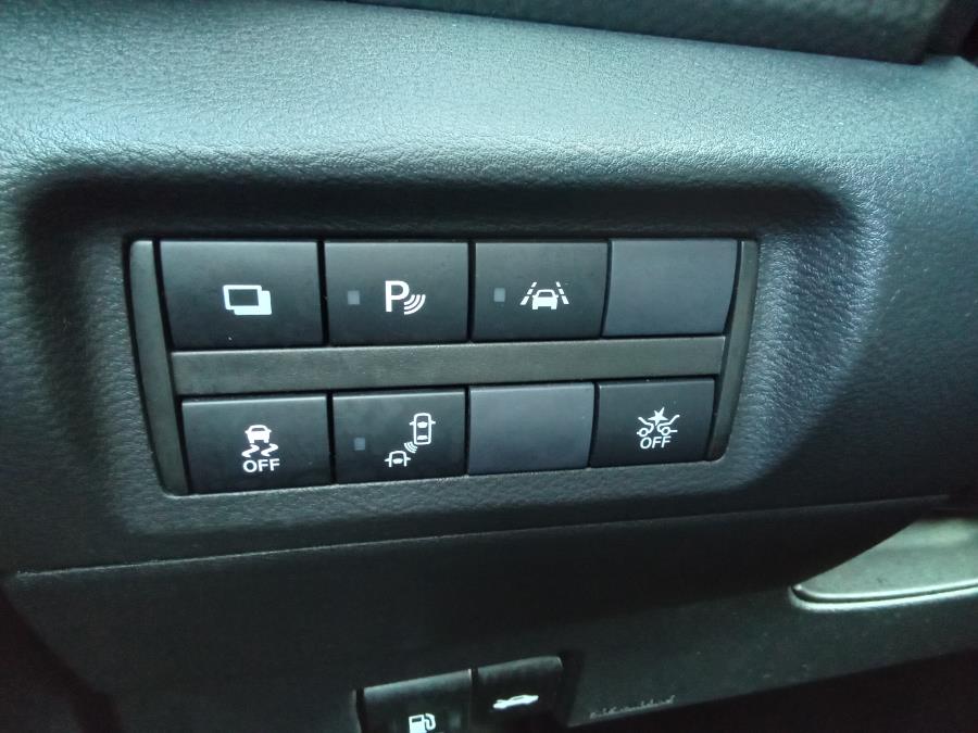2020 Nissan Kicks S FWD, available for sale in Irvington, New Jersey | NJ Used Cars Center. Irvington, New Jersey 2020 Nissan Kicks S FWD, available for sale in Irvington, New Jersey | NJ Used Cars Center. Irvington, New Jersey
