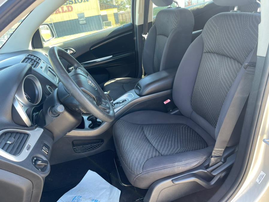2012 Dodge Journey FWD 4dr American Value Pkg, available for sale in Orlando, Florida | 2 Car Pros. Orlando, Florida 2012 Dodge Journey FWD 4dr American Value Pkg, available for sale in Orlando, Florida | 2 Car Pros. Orlando, Florida
