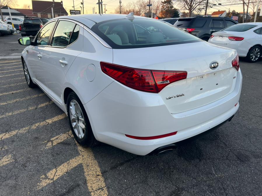 Used Kia Optima 4dr Sdn 2.4L Auto LX 2011 | Easy Credit of Jersey. Little Ferry, New Jersey