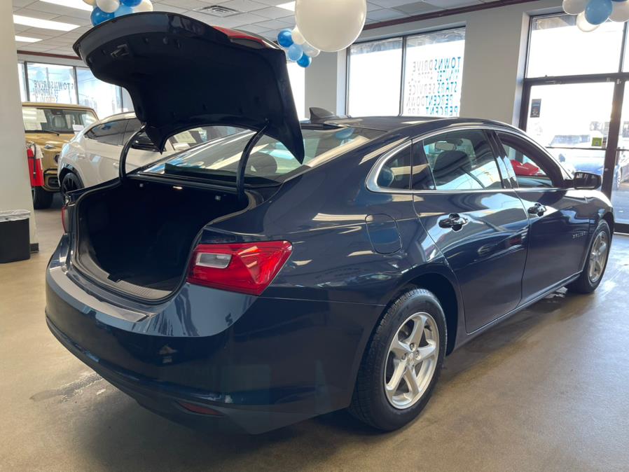 2018 Chevrolet Malibu 4dr Sdn LS w/1FL, available for sale in Inwood, New York | 5 Towns Drive. Inwood, New York 2018 Chevrolet Malibu 4dr Sdn LS w/1FL, available for sale in Inwood, New York | 5 Towns Drive. Inwood, New York
