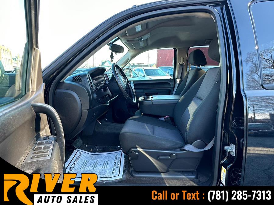 2013 Chevrolet Silverado 2500HD 4WD Crew Cab 153.7" LT, available for sale in Malden, Massachusetts | River Auto Sales. Malden, Massachusetts 2013 Chevrolet Silverado 2500HD 4WD Crew Cab 153.7" LT, available for sale in Malden, Massachusetts | River Auto Sales. Malden, Massachusetts