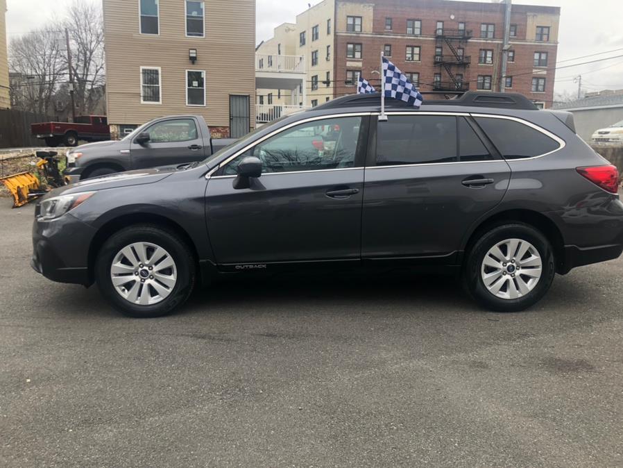 2018 Subaru Outback 2.5i Premium, available for sale in Irvington, New Jersey | Elis Motors Corp. Irvington, New Jersey 2018 Subaru Outback 2.5i Premium, available for sale in Irvington, New Jersey | Elis Motors Corp. Irvington, New Jersey
