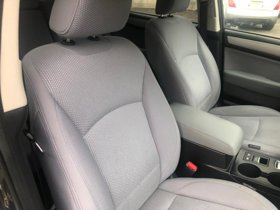 2018 Subaru Outback 2.5i Premium, available for sale in Irvington, New Jersey | Elis Motors Corp. Irvington, New Jersey 2018 Subaru Outback 2.5i Premium, available for sale in Irvington, New Jersey | Elis Motors Corp. Irvington, New Jersey