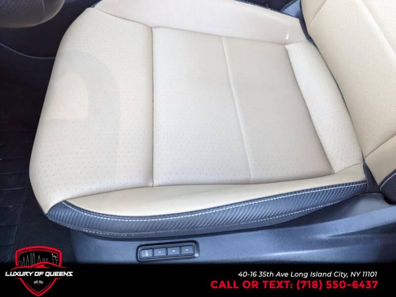 Used Volkswagen Atlas Cross Sport 3.6L V6 SEL R-Line 4MOTION 2021 | Luxury Of Queens. Long Island City, New York Used Volkswagen Atlas Cross Sport 3.6L V6 SEL R-Line 4MOTION 2021 | Luxury Of Queens. Long Island City, New York