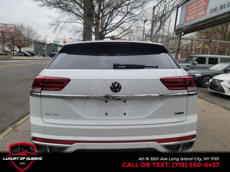 Used Volkswagen Atlas Cross Sport 3.6L V6 SEL R-Line 4MOTION 2021 | Luxury Of Queens. Long Island City, New York Used Volkswagen Atlas Cross Sport 3.6L V6 SEL R-Line 4MOTION 2021 | Luxury Of Queens. Long Island City, New York