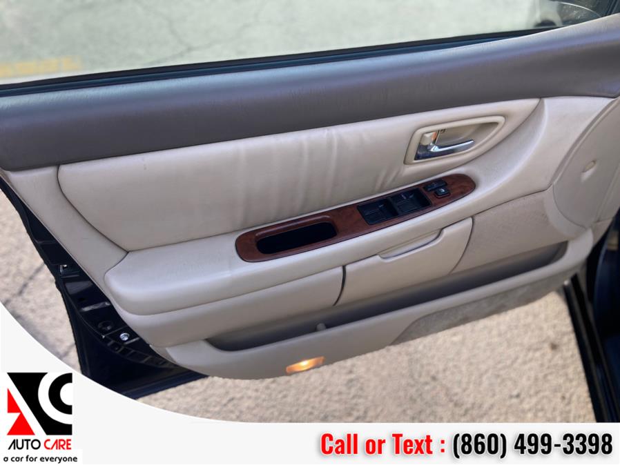 2002 Toyota Avalon 4dr Sdn XLS w/Bucket Seats (Natl), available for sale in Vernon , Connecticut | Auto Care Motors. Vernon , Connecticut 2002 Toyota Avalon 4dr Sdn XLS w/Bucket Seats (Natl), available for sale in Vernon , Connecticut | Auto Care Motors. Vernon , Connecticut