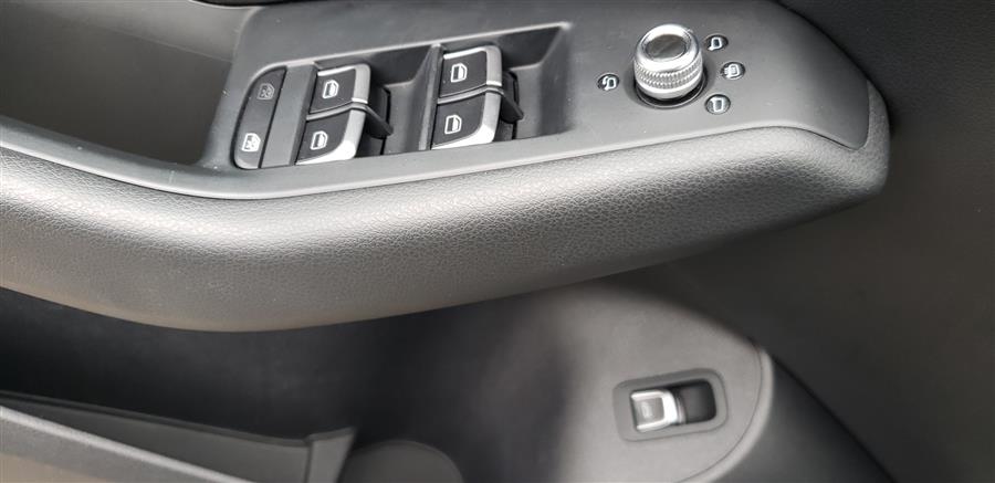 2015 Audi Q5 quattro 4dr 2.0T Premium Plus, available for sale in Little Ferry, New Jersey | Victoria Preowned Autos Inc. Little Ferry, New Jersey 2015 Audi Q5 quattro 4dr 2.0T Premium Plus, available for sale in Little Ferry, New Jersey | Victoria Preowned Autos Inc. Little Ferry, New Jersey