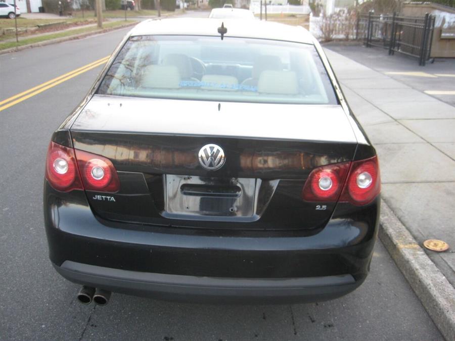 2008 Volkswagen Jetta SE PZEV 4dr Sedan 6A, available for sale in Massapequa, New York | Rite Choice Auto Inc.. Massapequa, New York 2008 Volkswagen Jetta SE PZEV 4dr Sedan 6A, available for sale in Massapequa, New York | Rite Choice Auto Inc.. Massapequa, New York