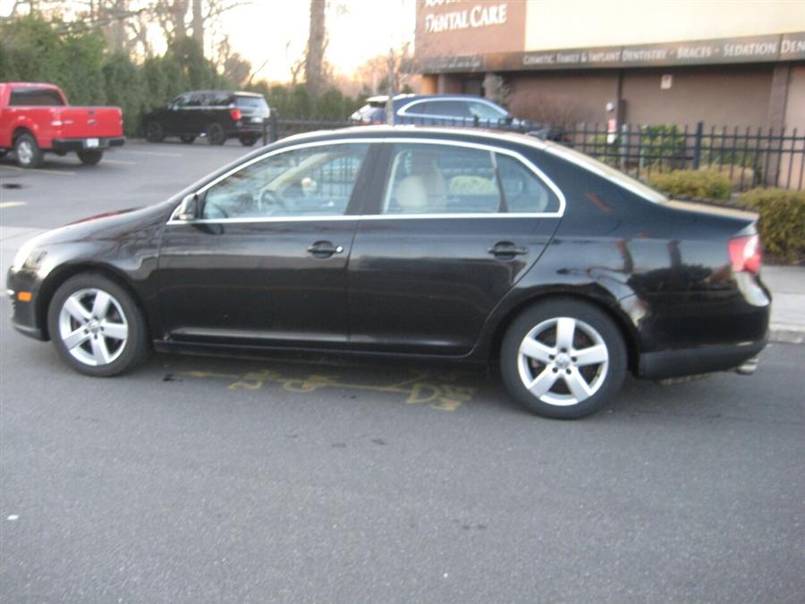 2008 Volkswagen Jetta SE PZEV 4dr Sedan 6A, available for sale in Massapequa, New York | Rite Choice Auto Inc.. Massapequa, New York 2008 Volkswagen Jetta SE PZEV 4dr Sedan 6A, available for sale in Massapequa, New York | Rite Choice Auto Inc.. Massapequa, New York